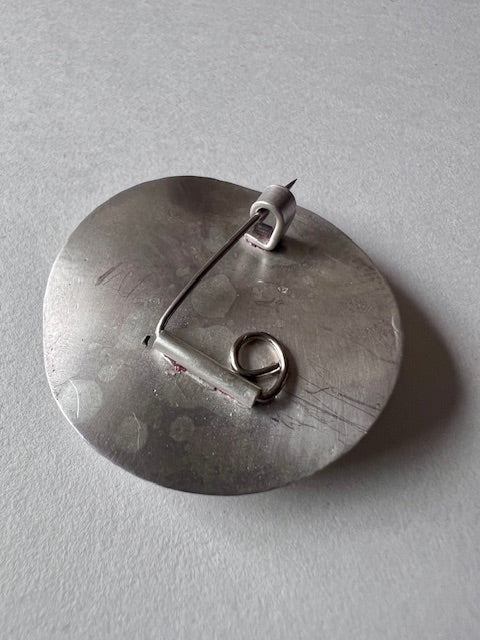 (Not all) roses are red