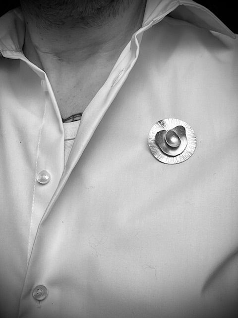 (Not all) roses are red